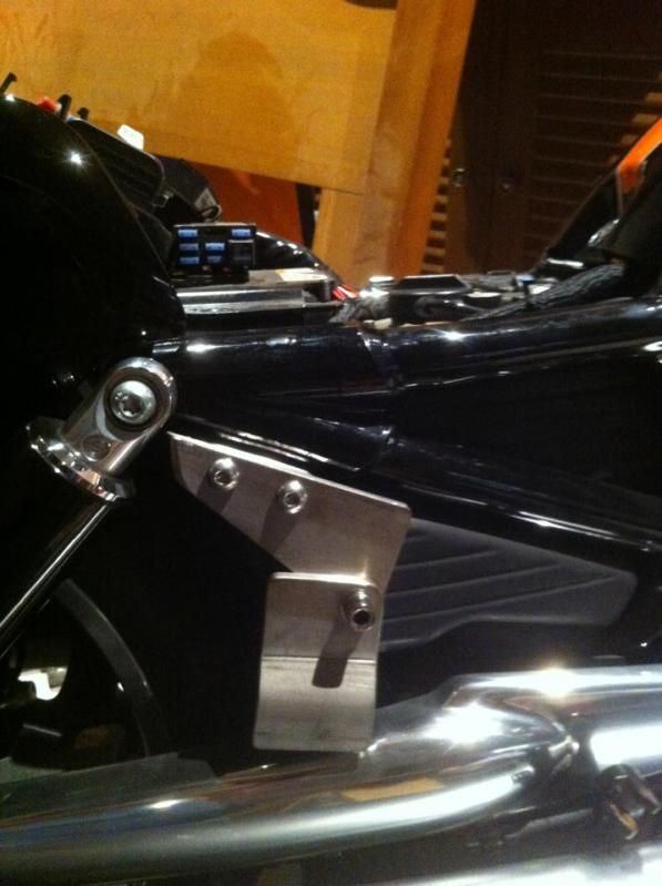 Passenger foot pegs Harley Davidson VRod Forum